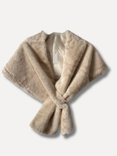 Axelsjal i pälsimitation – beige