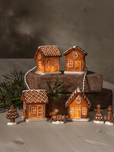 Ljusslinga med pepparkakshus – LED-dekorationsset för advent & jul