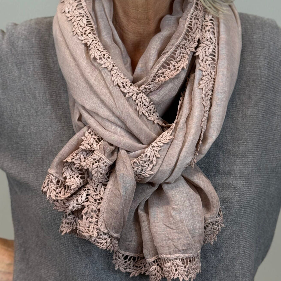 Scarf med brodyrkant – Dusty Rose - bild 2